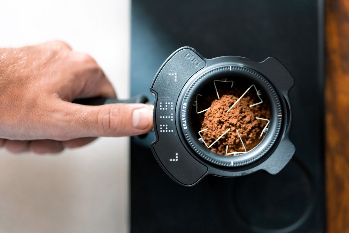 The Complete Guide to Coffee Pressure Brewers: Taste, Extraction, and Control