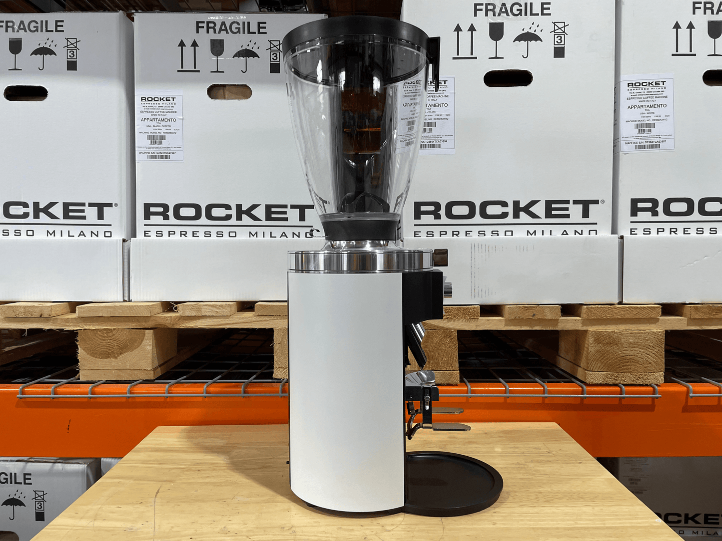 E65S/T White (New Open Box)