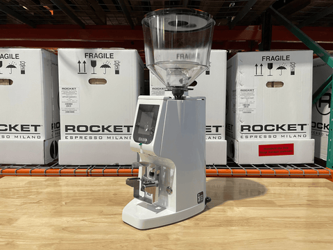 Atom W 65 Diamond Inside White Tall Hopper (Open Box)