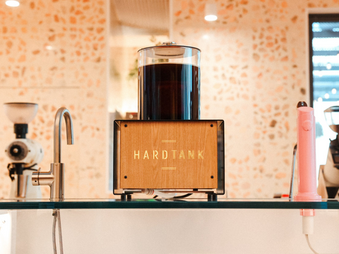 Fetco Baby Hardtank Fast Cold Brew Maker | Pro Coffee Gear