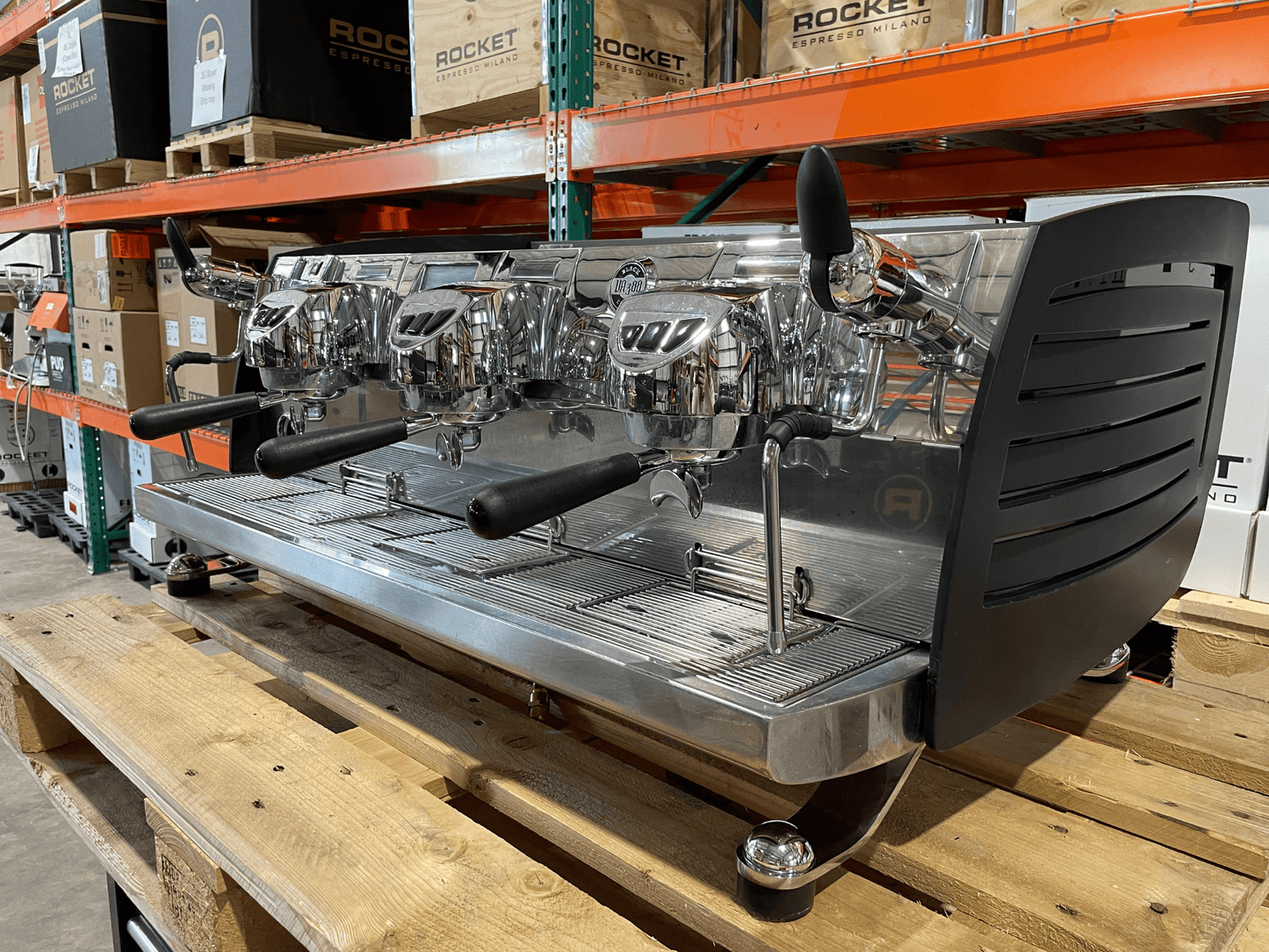 Victoria Arduino BLACK EAGLE GRAVIMETRIC (2021) Renewed Commercial Espresso Machine | PRO COFFEE GEAR