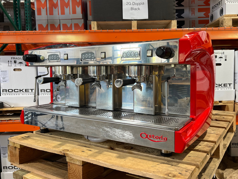 Forma 3 Group Red