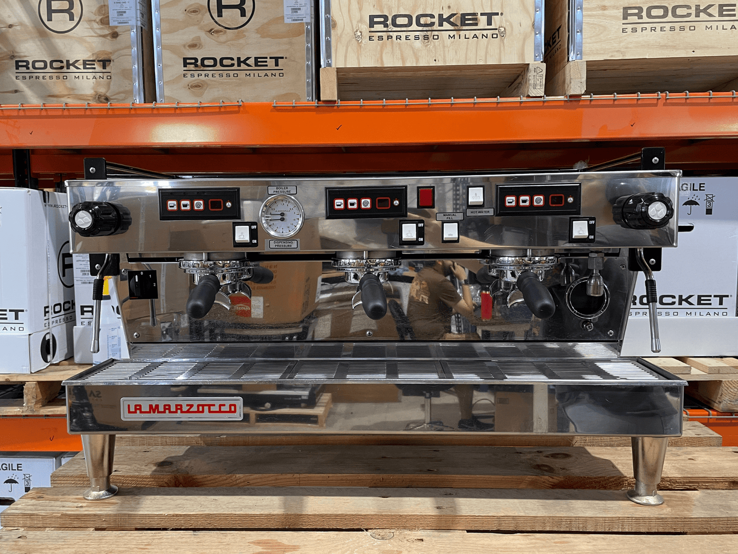 La Marzocco Linea Classic 3 group renewed espresso machine - Pro Coffee Gear