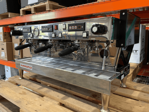 La Marzocco Linea Classic 3 group renewed espresso machine - Pro Coffee Gear
