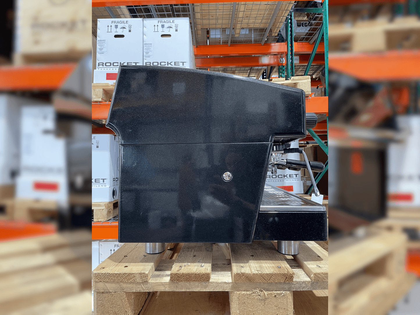 Atlas 3 Group Black